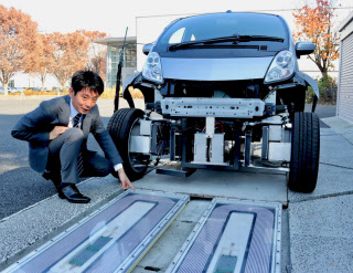 【新技術・インフラ】電気自動車、走りながら充電　東大など実験
