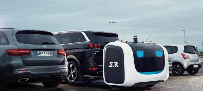 【話題】英空港が駐車ロボットを試験導入、収容台数1.2倍に 【話題】英空港が駐車ロボットを試験導入、収容台数1.2倍に