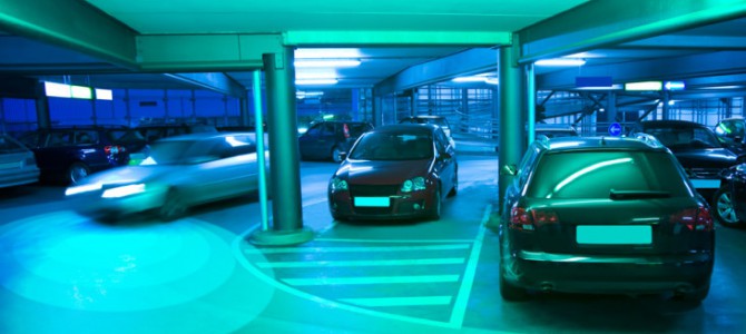 【新技術・自動運転】自動運転車からは見えない歩行者を影で予見するシステムをMITが開発