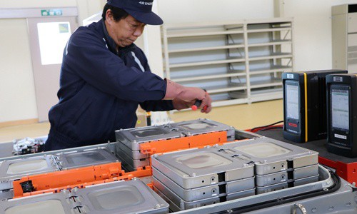 【話題・電池】EVの下取り価格は低い？　普及のカギ握る電池の「出口戦略」