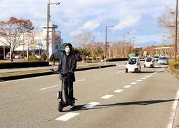 【話題・次世代モビリティ】来たよ次世代！ 街中走る電動キックボードや小型電気自動車 実証実験の参加者募る