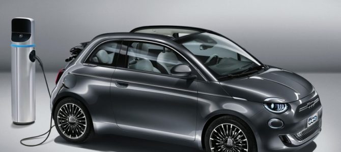 【新製品】フィアット 500 新型はEV、航続は320km…CES 2022出展へ