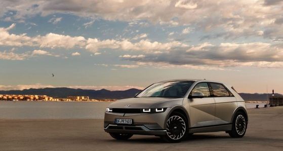 【話題】ヒョンデ「アイオニック５」、米カーズ・ドットコム「最高の家族用電気自動車」選定