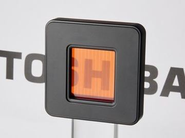 【新技術・電池】東芝、電気自動車の長距離走行を可能にする高効率な太陽電池