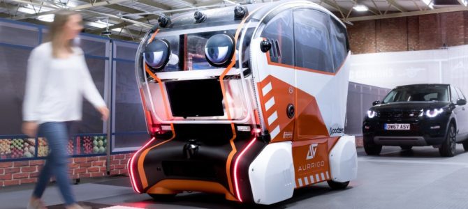 【話題・自動運転】自動運転レベル4の車、歩行者にどう「意思」を伝達する？