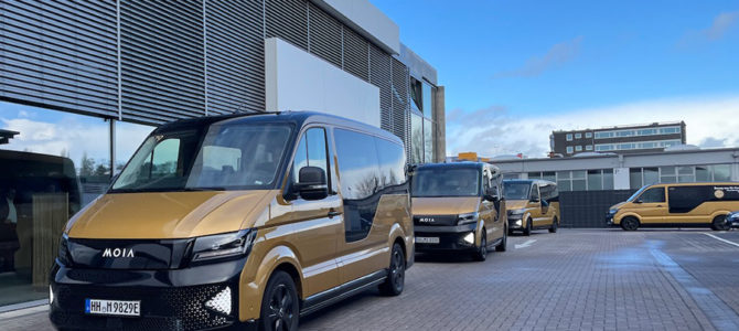 【話題・自動運転】ワーゲンバスが自動運転バスに変身!? VWが展開する公共交通サービス「MOIA（モイア）」とは？