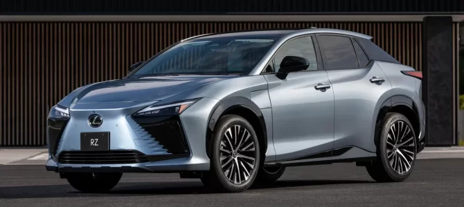 【話題・新製品】「レクサス」電気自動車ブランドへ大変革!? 初のBEV専用モデル「レクサス RZ」がデビュー！