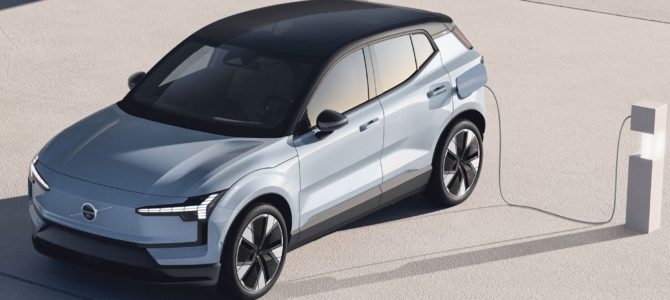 【話題・新製品】ボルボ最小のSUVはEV、欧州で発表…『EX30』の航続は480km、価格は内燃エンジン車並み