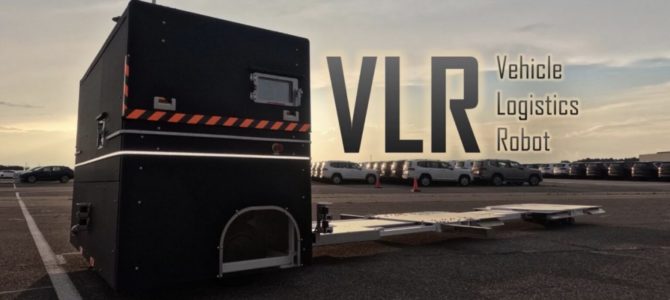 【自動運転・新技術】トヨタ、完成車の運搬を自動運転化！ロボットがタイヤを挟んで持ち上げて…