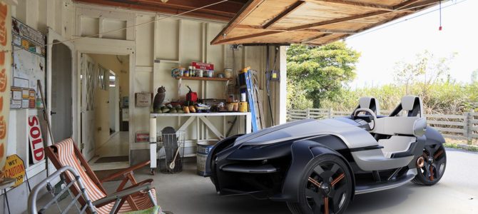 【話題・モビリティショー2023】ヤマハが超カッコイイ三輪スポーツEVと、生き物のようなバイクを初公開！