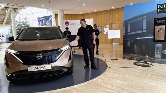 【話題・インフラ】日産、EVバッテリーから売電できる新技術開発…2026年以降に英国で展開 【話題・インフラ】日産、EVバッテリーから売電できる新技術開発…2026年以降に英国で展開