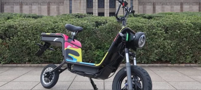 【話題・マイクロモビリティ】「キックしない電動ボード!?」ユニークなフォルムにスマートな走り！注目必至のe-bike“Future …