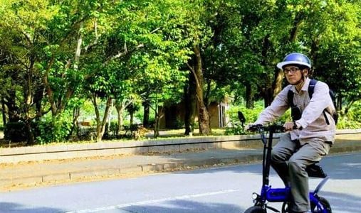 【市場・マイクロモビリティ】街で増加中の電動キックボードなど「マイクロモビリティー」 人気のサービスは？安全性は？