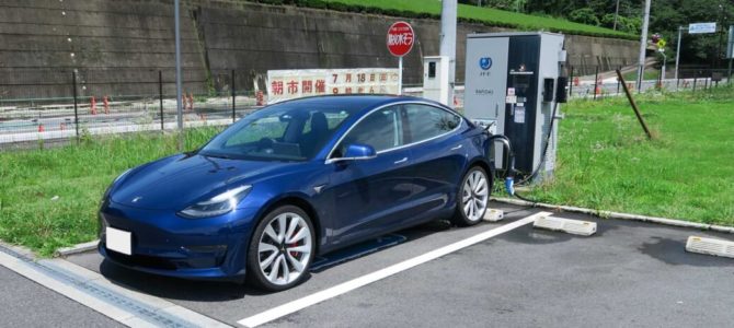 【話題・インフラ】全国200カ所の「道の駅」EV充電器を更新〜会員登録不要で従量課金＆クレカ決済導入へ