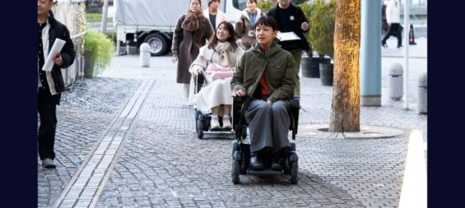 【話題・次世代モビリティ】〝誰ひとり取り残されない〟まちづくりを目指した次世代車いす×デジタルアート展が示す未来