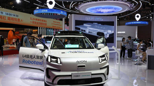 【話題・自動運転】ハンドルもペダルも不要に？米、自動運転の規制緩和に踏み切る！中国の猛追に危機感