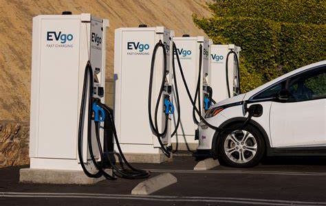 【施策・海外】米加州の2035年ガソリン車廃止計画、下院が環境当局の承認撤回