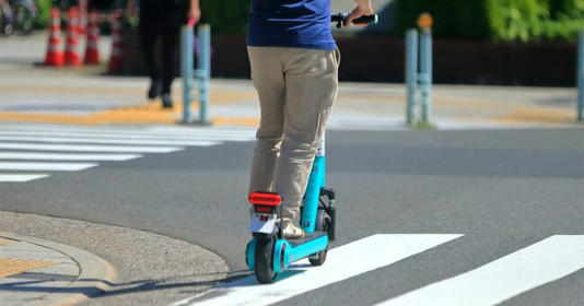 【施策・マイクロモビリティ】電動キックボード解禁を猛スピードで実現した「自民へのロビイング」「ステルス法改正」の舞台 …