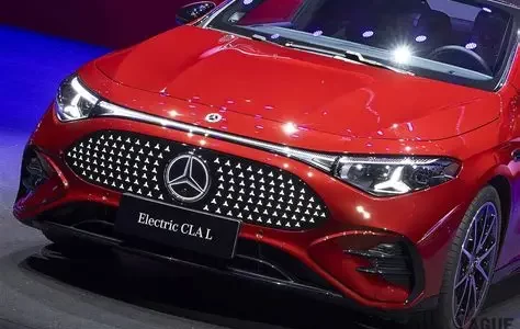 【自動運転・新技術】予測不能な市街地走行でも自動運転が可能!? メルセデス・ベンツ新型「CLA L」を中国・上海で …