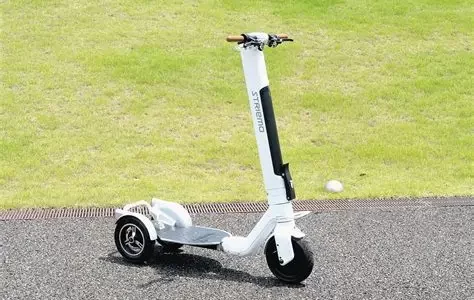 【話題・マイクロモビリティ】電動キックボードとはひと味違う３輪モビリティ！ ホンダ発「ストリーモ」のビジネスが広がり …