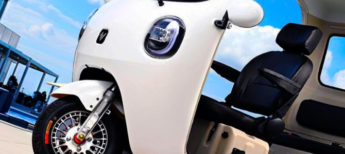 【話題・超小型EV】新車“88万円”で「3人」乗れる！ 新型「トライク」発表に反響殺到！