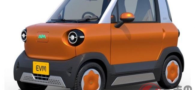 【話題・超小型EV】全長 2.5 m級！ 2人乗り軽「エイム EVM」に注目！ 後輪駆動の“快速”性能×解放感で「十分に満足 …