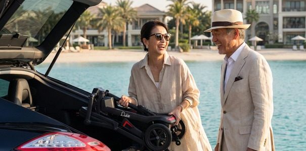 【話題・マイクロモビリティ】重さ16kgの折りたたみ式電動モビリティ、タクシーや飛行機への持ち込み可能に…IAAE 2026で初 … 【話題・マイクロモビリティ】重さ16kgの折りたたみ式電動モビリティ、タクシーや飛行機への持ち込み可能に…IAAE 2026で初 …