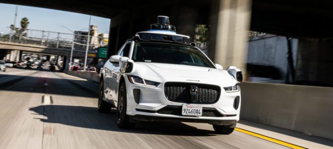 【話題・自動運転】Googleの自動運転タクシー、「フィリピンから遠隔監視」と判明